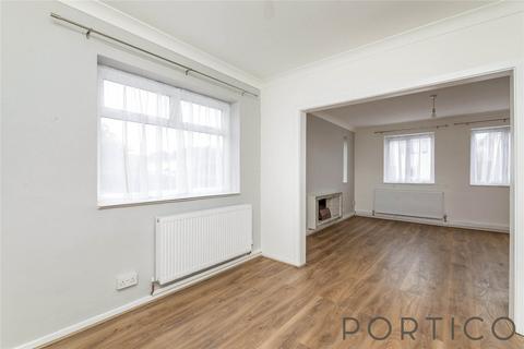 3 bedroom house to rent, Oaks Lane, IG2