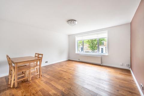 undefined, Mount Avenue, Ealing Broadway, London, W5