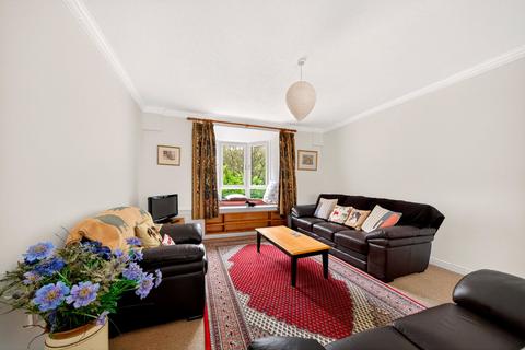 3 bedroom apartment for sale, East Parkside, Edinburgh