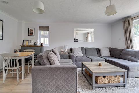3 bedroom semi-detached house for sale, Willowside, London Colney, St. Albans, AL2