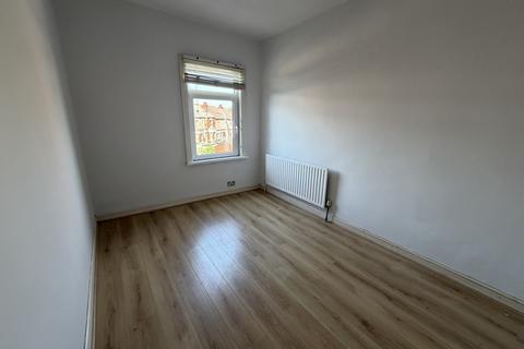 3 bedroom house to rent, Earlsdon Avenue North, Coventry, CV5