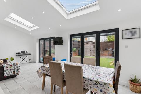 3 bedroom semi-detached house for sale, Halsey Drive, Hitchin, SG4