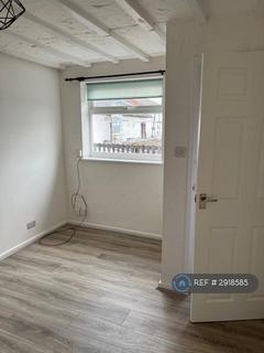 1 bedroom flat to rent, Albion Street, Rugeley, WS15