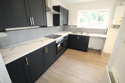 3 bedroom semi-detached house for sale, South View, Newsham, NE24