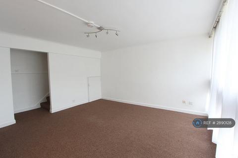 Studio to rent, Chichester Road, Southend-On-Sea, SS1