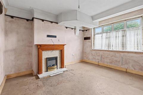 3 bedroom terraced house for sale, Gordon Road, Enfield