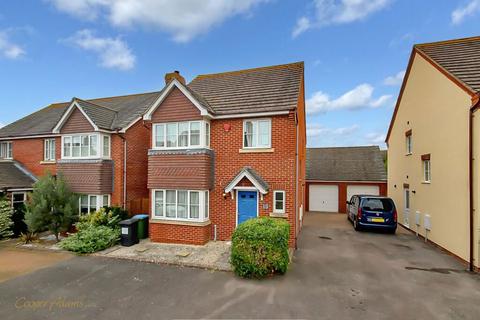 4 bedroom detached house for sale, Ashmore Avenue, Angmering, Littlehampton, West Sussex, BN16 4GG