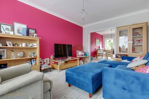 4 bedroom detached house for sale, Ashmore Avenue, Angmering, Littlehampton, West Sussex, BN16 4GG