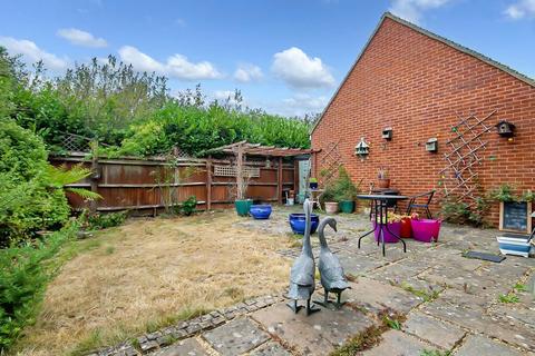 4 bedroom detached house for sale, Ashmore Avenue, Angmering, Littlehampton, West Sussex, BN16 4GG
