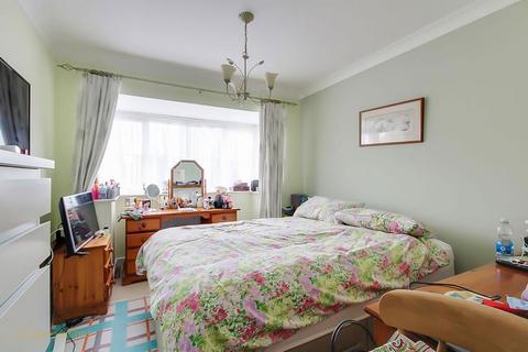 4 bedroom detached house for sale, Ashmore Avenue, Angmering, Littlehampton, West Sussex, BN16 4GG