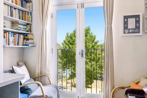 5 bedroom terraced house for sale, Heath Villas, Vale of Health, NW3