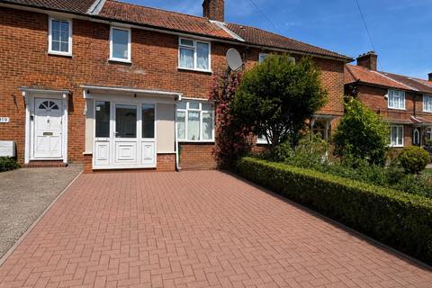 Deansbrook Road, Edgware