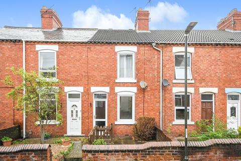 2 bedroom terraced house to rent, Foljambe Road, Chesterfield S43