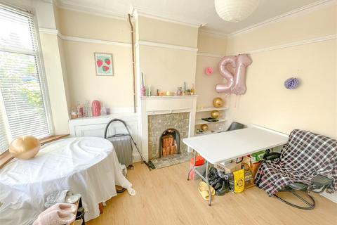2 bedroom terraced house for sale, Welford Road, Leicester