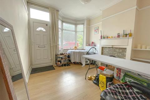 2 bedroom terraced house for sale, Welford Road, Leicester