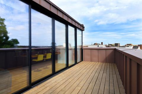 2 bedroom penthouse for sale, Cathedral View, Chelmsford