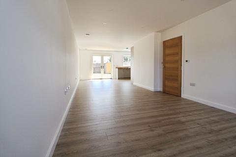 3 bedroom semi-detached house for sale, Broadway Lane, South Cerney, GL7