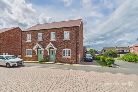 3 bedroom semi-detached house for sale, Fairfields, Branston