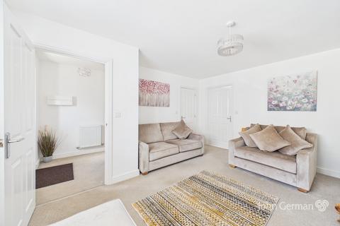 3 bedroom semi-detached house for sale, Fairfields, Branston