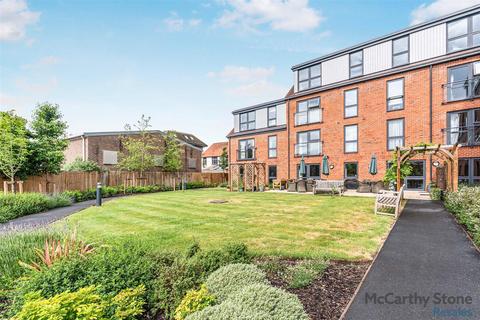 undefined, London Road, Bagshot, Surrey, GU19 5HL
