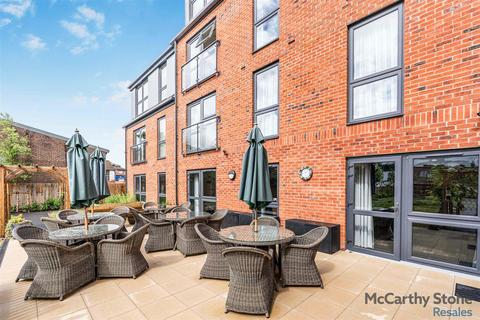undefined, London Road, Bagshot, Surrey, GU19 5HL