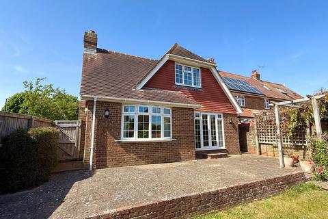 4 bedroom chalet for sale, Lansdowne Road, Angmering