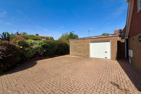 4 bedroom chalet for sale, Lansdowne Road, Angmering