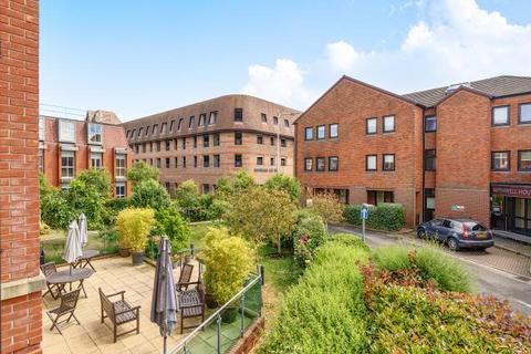 undefined, Avonbank Lodge, Newbury