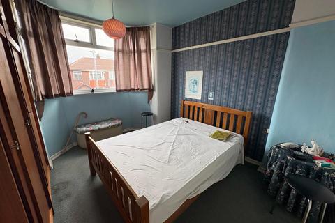 3 bedroom semi-detached house for sale, Ashbrook Avenue, Denton, M34