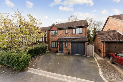 4 bedroom detached house for sale, Mornant Avenue, Northwich, CW8