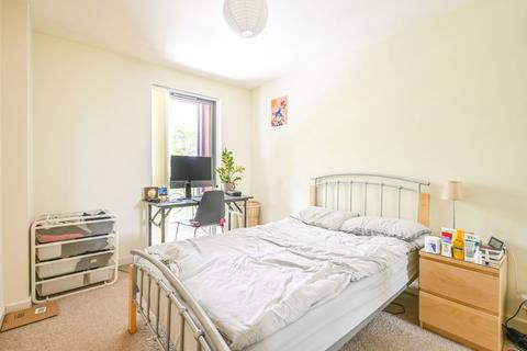3 bedroom flat to rent, Crowder Street, Tower Hamlets, London, E1