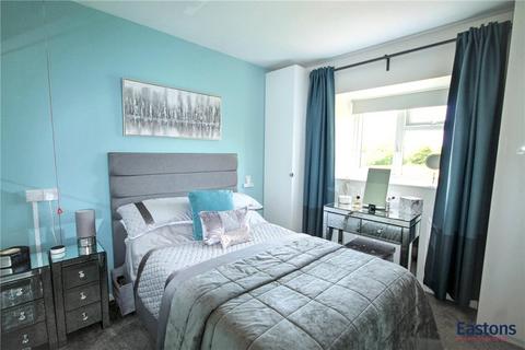 1 bedroom flat for sale, Henbit Close, Surrey KT20