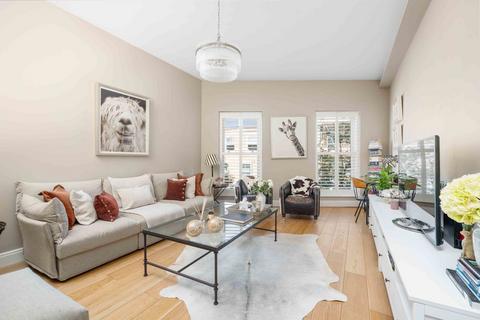 4 bedroom terraced house for sale, Gayford Road W12