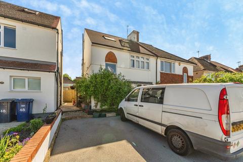 Brookfield Avenue, London, NW7