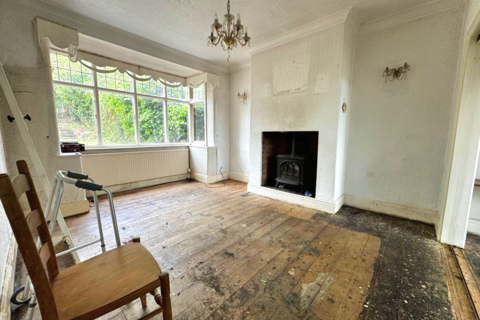 4 bedroom semi-detached house for sale, Agecroft Road East, MANCHESTER, M25