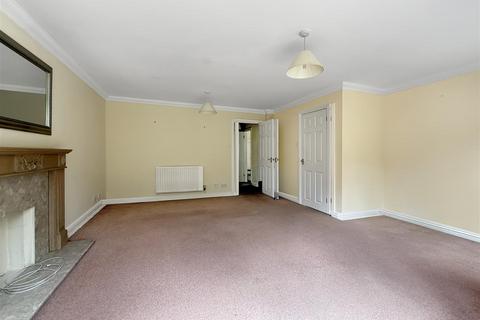 3 bedroom link detached house to rent, Old Ferry Road, Wivenhoe, Colchester