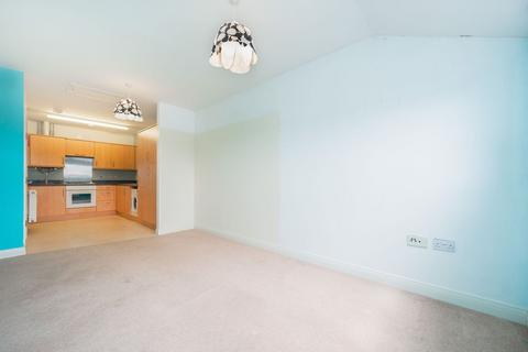 1 bedroom flat for sale, Bells Hill Green, Stoke Poges SL2