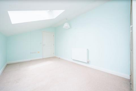 1 bedroom flat for sale, Bells Hill Green, Stoke Poges SL2