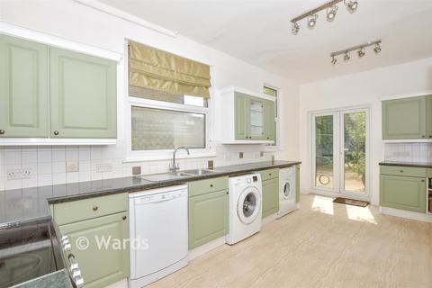3 bedroom semi-detached house for sale, Loose Road, Maidstone ME15