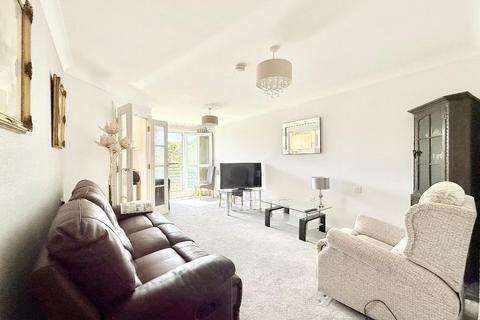 undefined, Hughes Court, Barton Hills, Luton, Bedfordshire, LU3 4BN