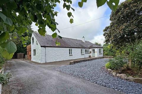undefined, Llanrug, Caernarfon, Gwynedd, LL55