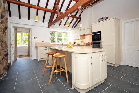 undefined, Llanrug, Caernarfon, Gwynedd, LL55