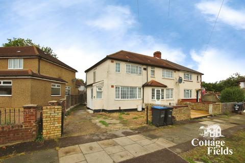 undefined, Stoneleigh Avenue, Enfield, EN1