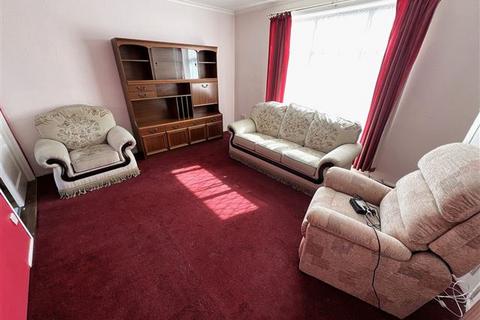3 bedroom terraced house for sale, Newbolt Road, Portsmouth PO6