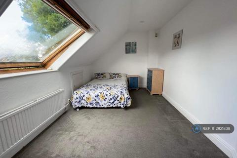 1 bedroom in a flat share to rent, Casbrook Common, Romsey, SO51