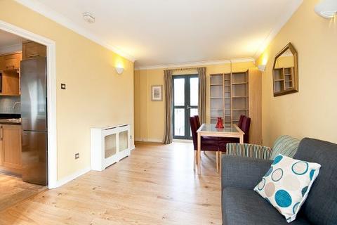 1 bedroom apartment to rent, Wormwood Street, EC2M