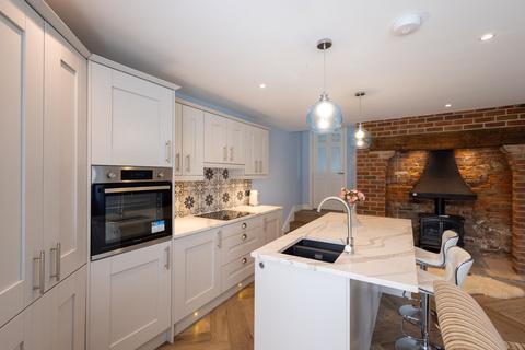 1 bedroom apartment to rent, Moor Lane, Gomersal, Cleckheaton
