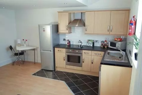 3 bedroom terraced house to rent - View 3