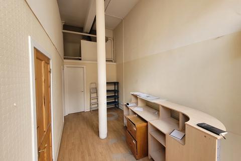 Pub to rent, 5 Greendyke St Glasgow G1 5PU