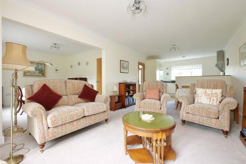 2 bedroom detached house for sale, Two bedroom detached property, Farmborough